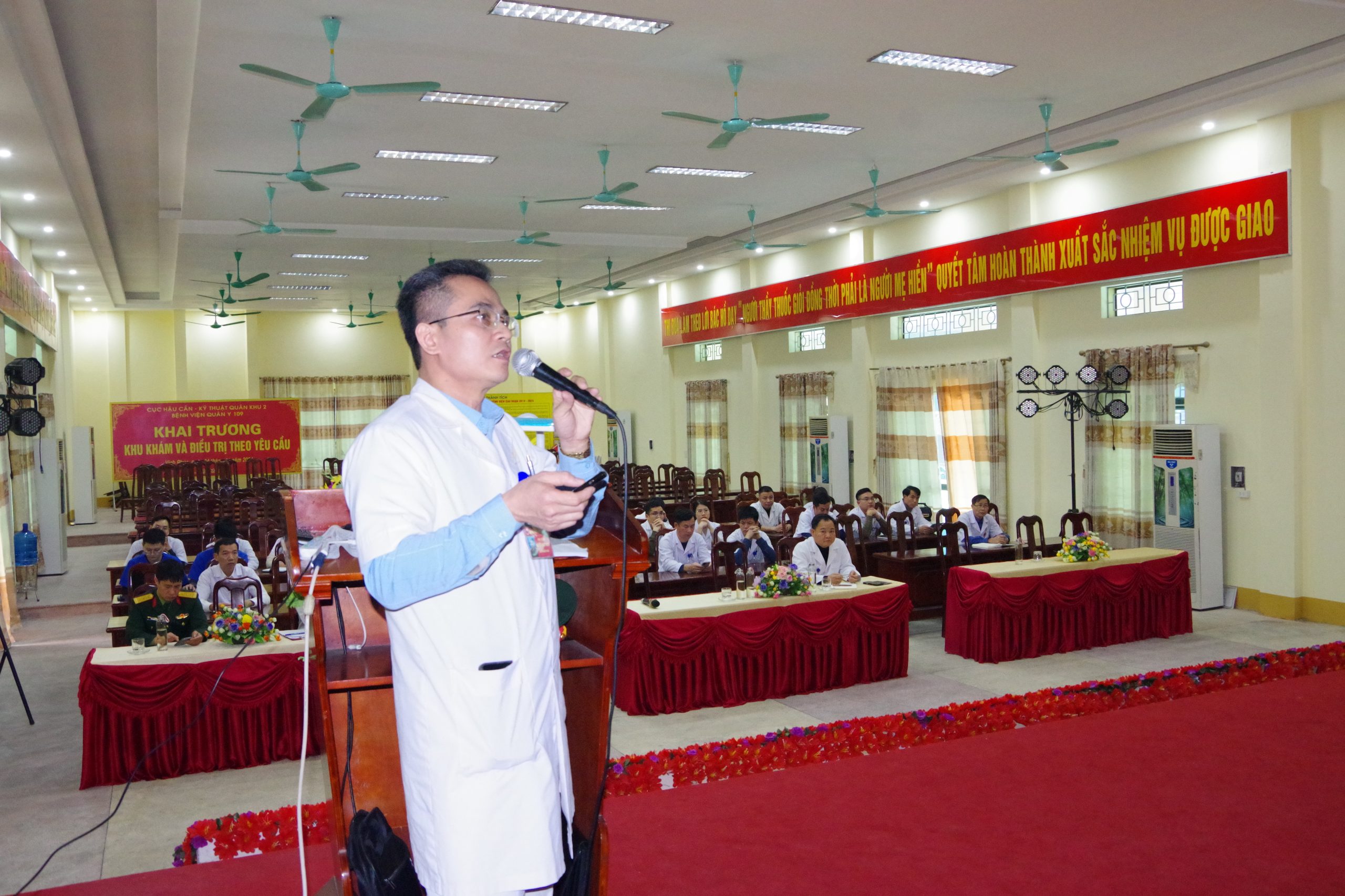 Hội nghị sinh hoạt khoa học chuyên đề “Các loại rối loạn nhịp tim và phương pháp xử trí một số rối loạn nhịp tim thường gặp trên lâm sàng”